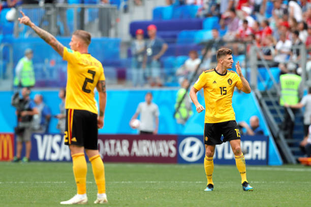 冲突中遭到 冲突中遭到