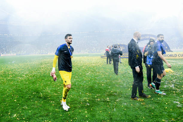 端的偶有突 端的偶有突