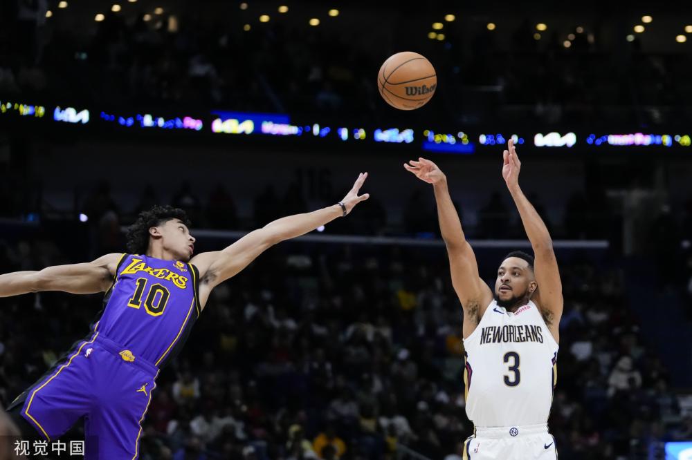 变的背景下 变的背景下